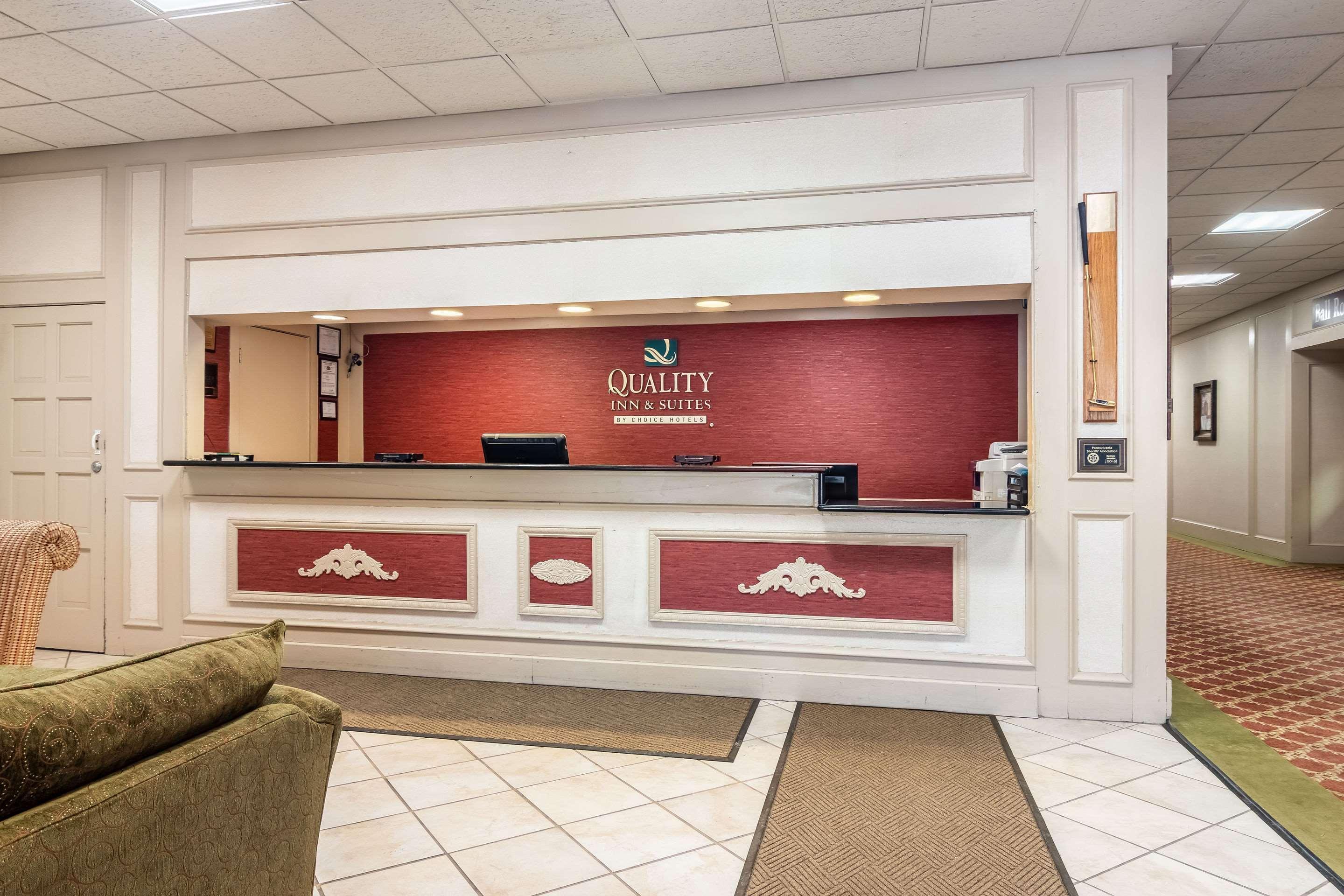 Quality & Hotel Indiana