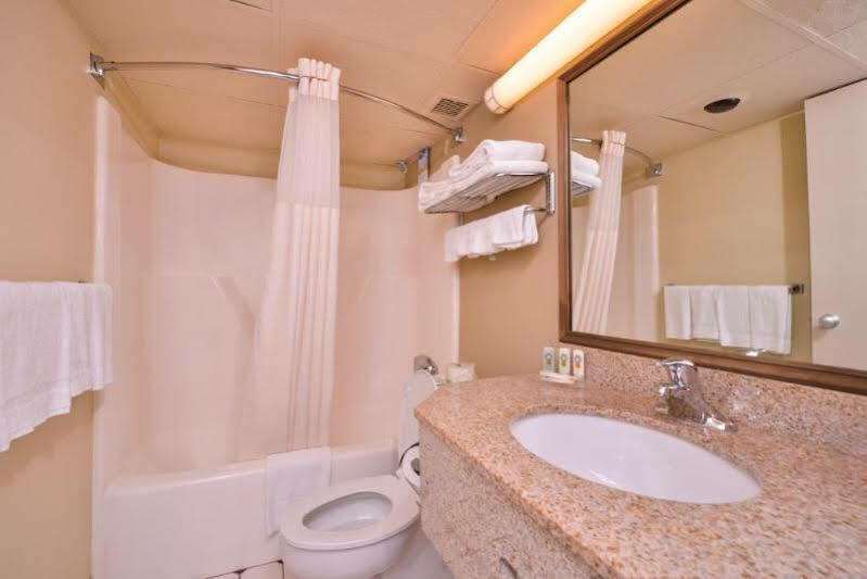 Quality & Hotel Indiana